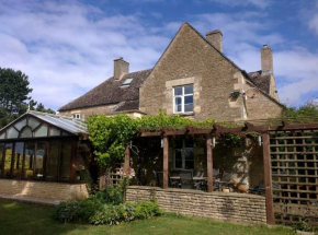 Beautiful Cotswold Farmhouse set in 50 acres